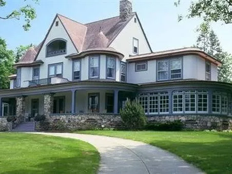 Apple Hill Campground