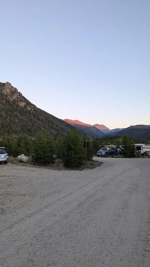 Arapaho Bay Roaring Fork Campground