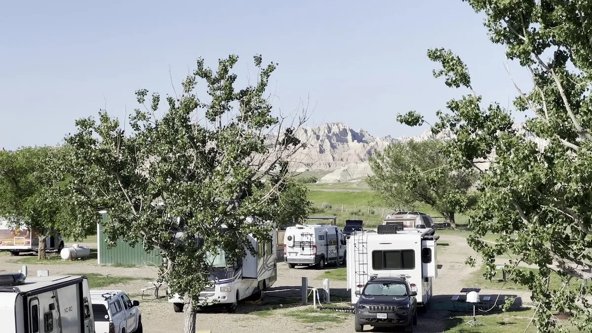 Badlands Hotel & Campground