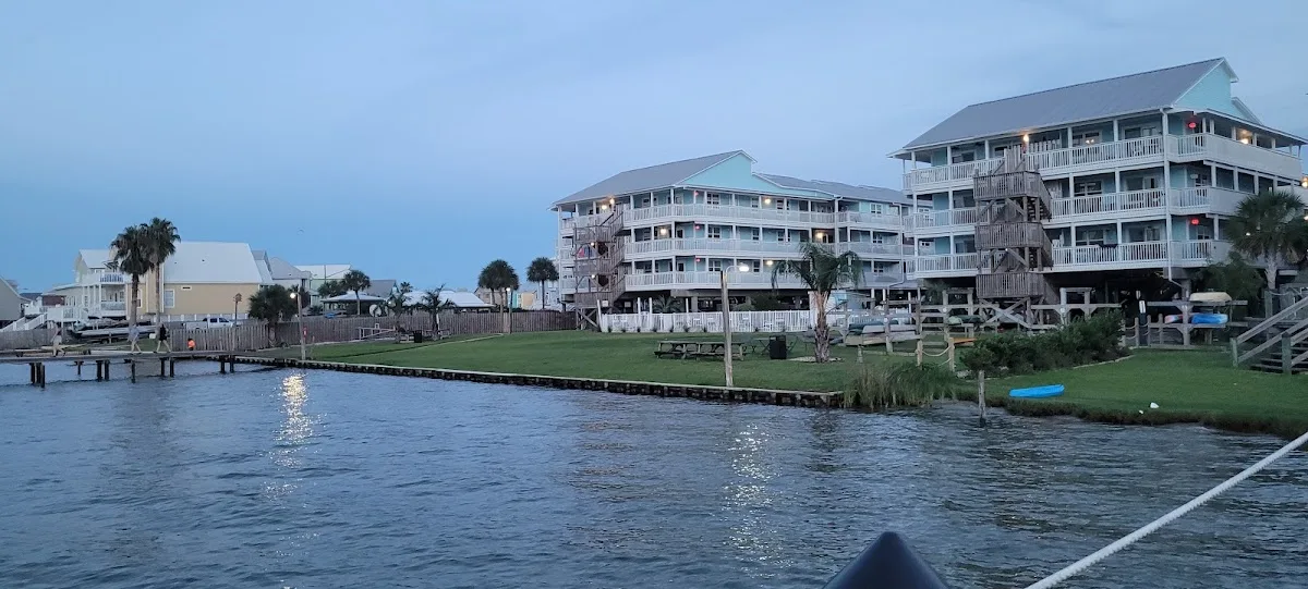 Bay Breeze RV on the Bay