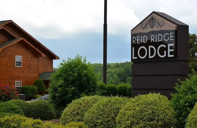 Blue Ridge Lodge & RV Park
