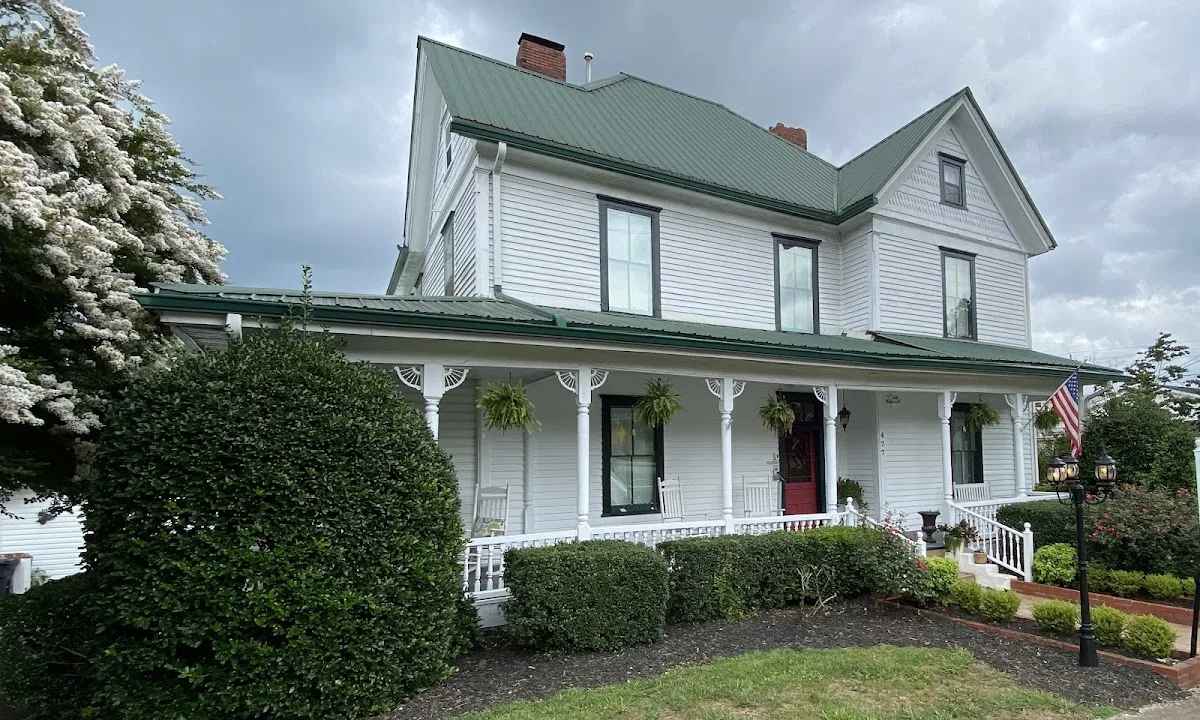 Blue Ridge Lodge & RV Park