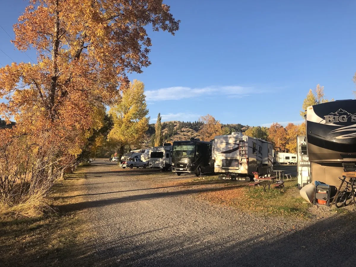 Bozeman Trail RV Park by Starry Night Lodging