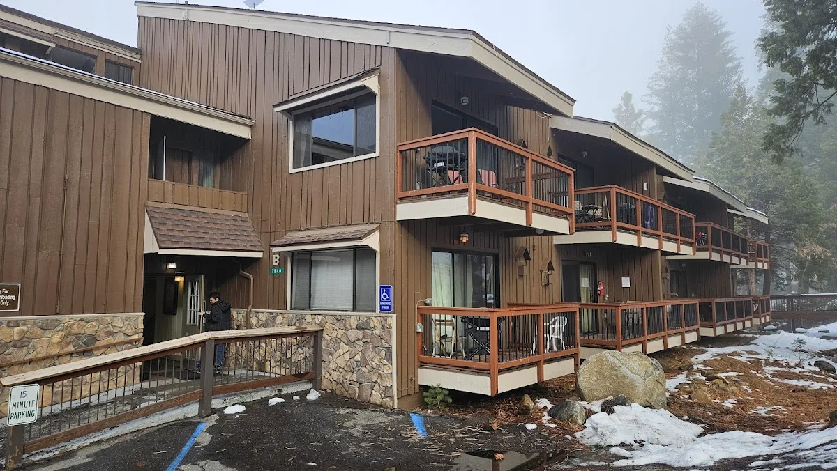 Bridalveil Creek Campground