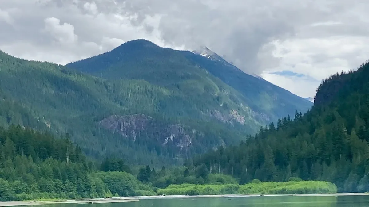 Colonial Creek South Campground