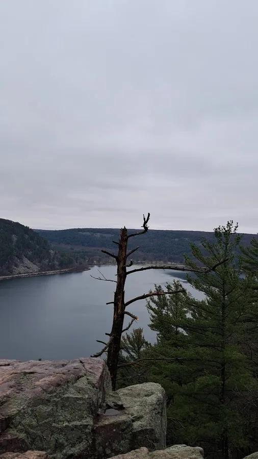 Devil's Lake State Park