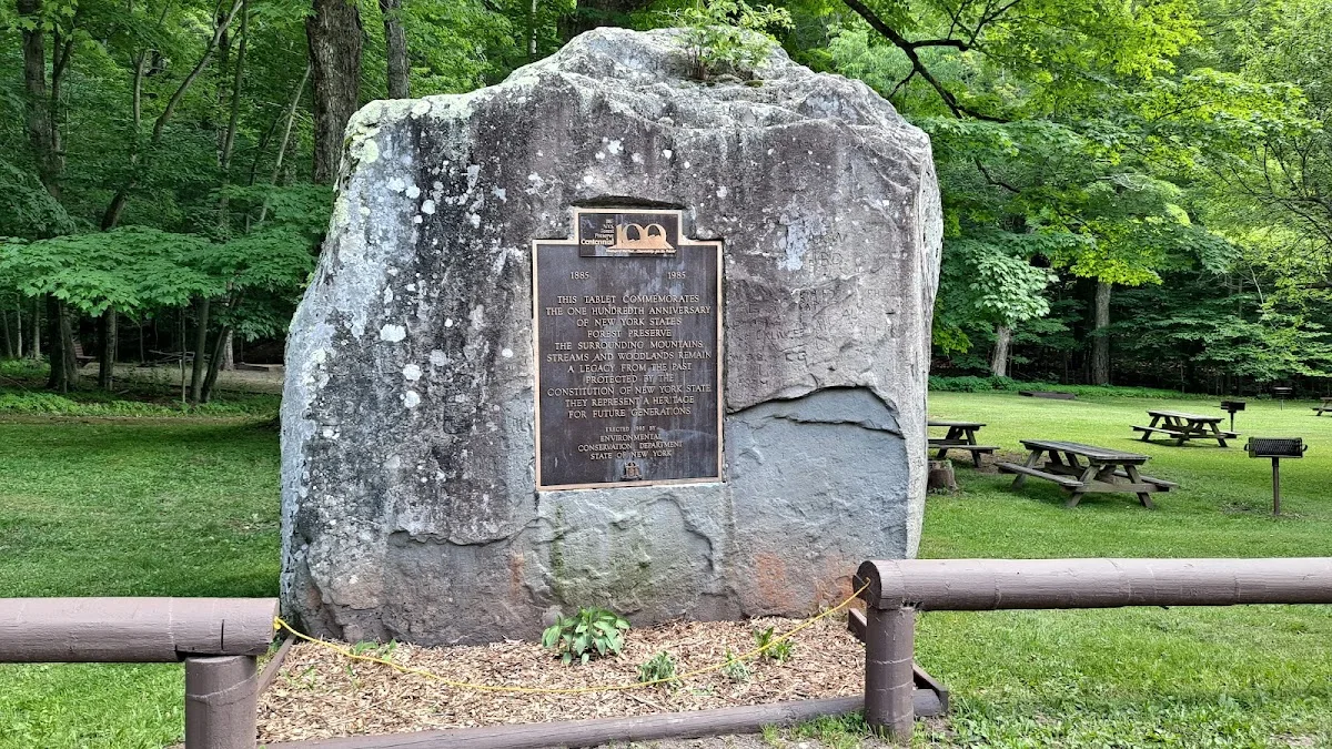 Devils Tombstone Campground