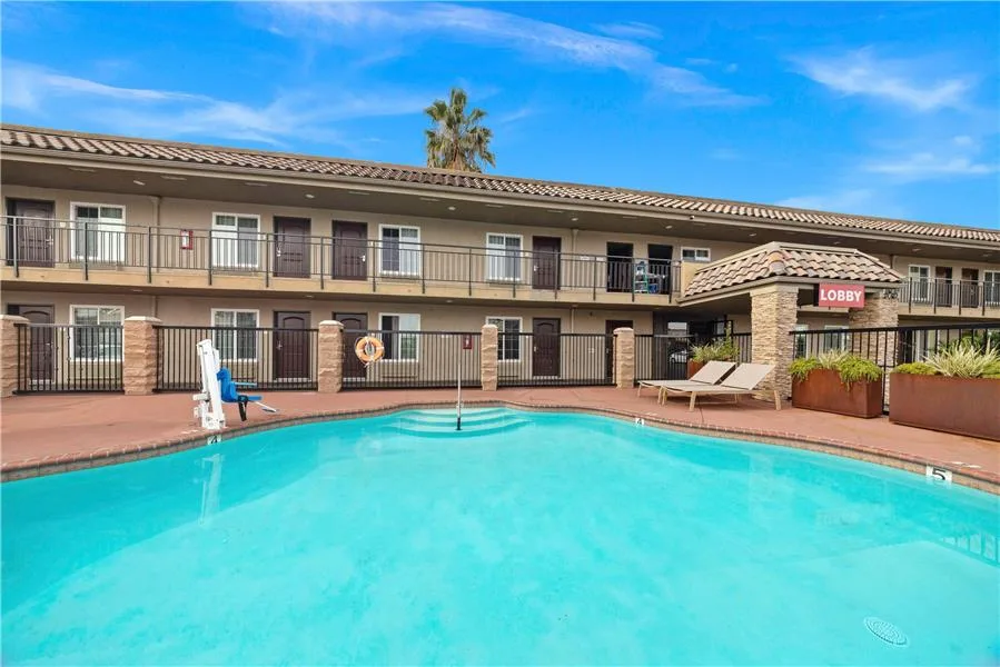 Dixon Lake Campground