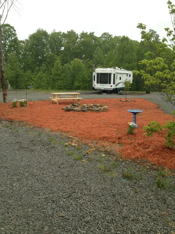 Eagle's Nest Campground