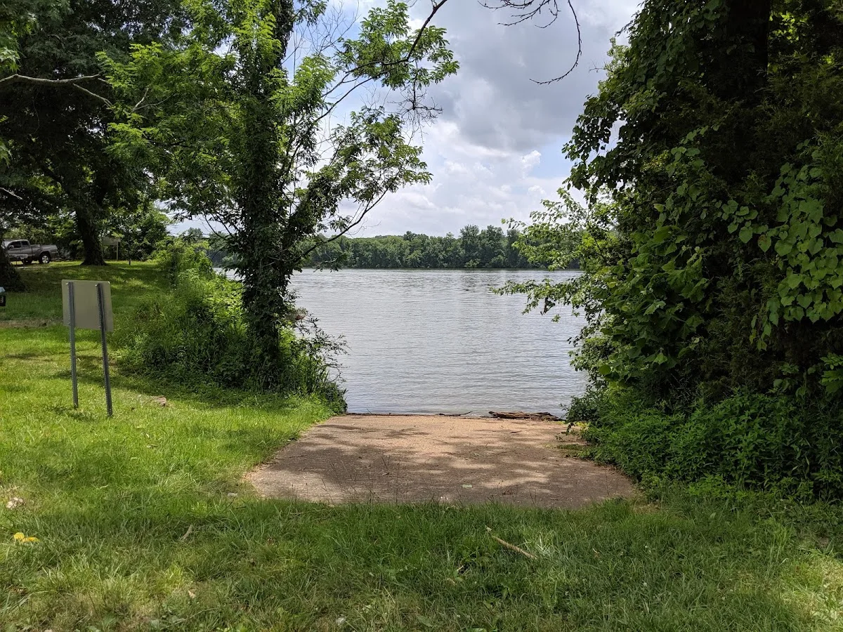 Campsite atmosphere at Easter Posey Recreation Area