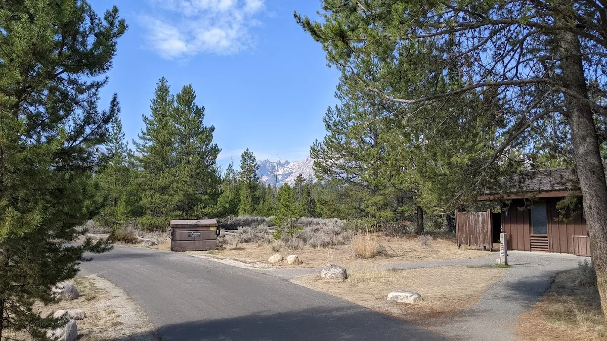 Glacier View Campground