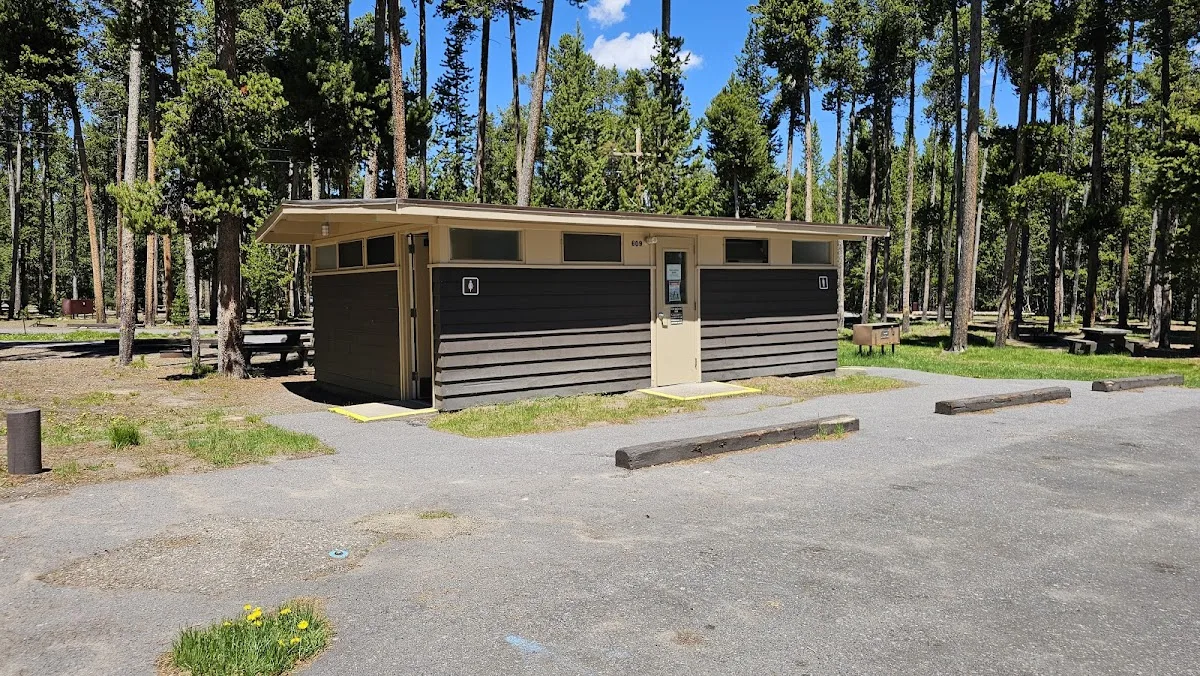 Grant Village Campground