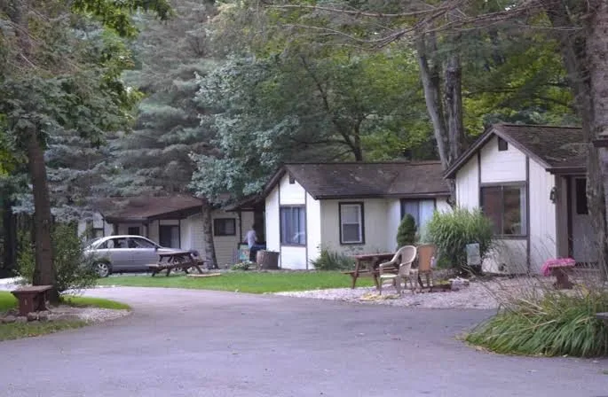 Hemlock Campground & Cottages