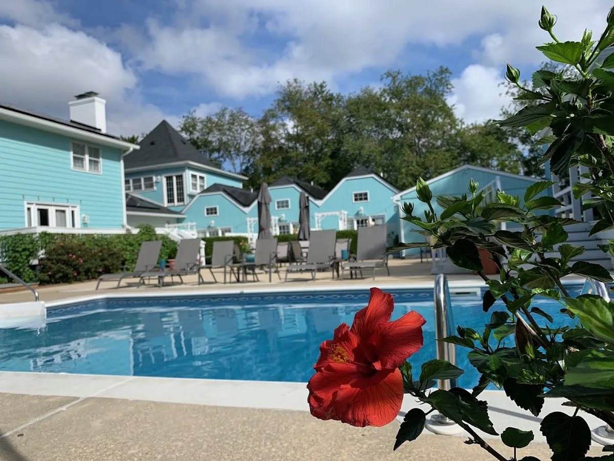 Holly Lake Campsites - Holly Lake Camp Store & Grill