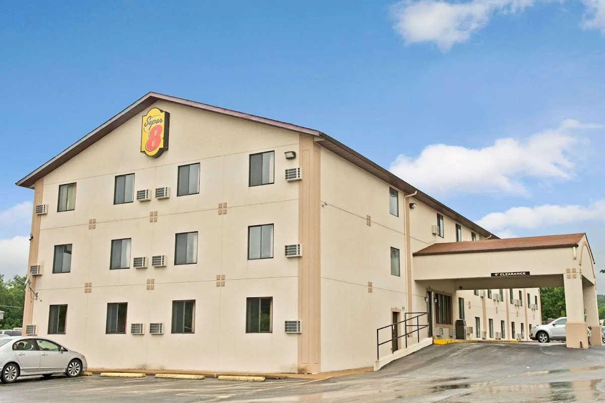 Jellystone Park™ St. Louis Eureka