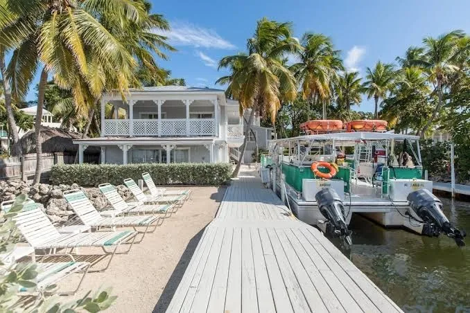 Keys Palms RV Resort