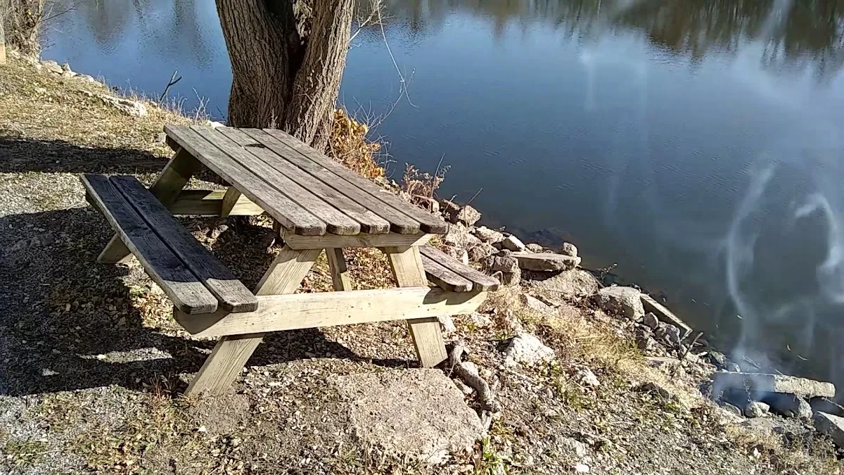 MGM Lakeside Campground