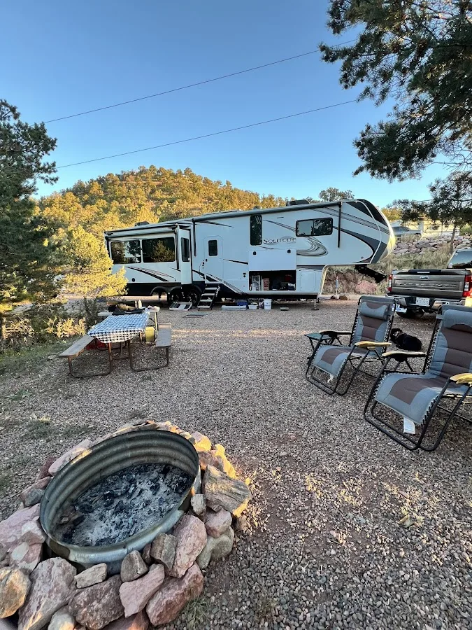 Mountaindale Cabins & RV Resort