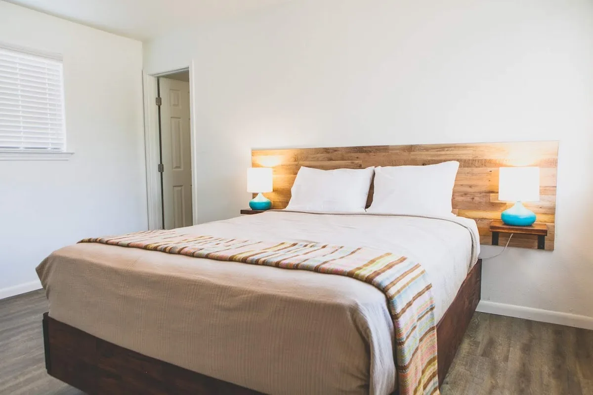 Mystic Quarry - RV & Cabins Resort