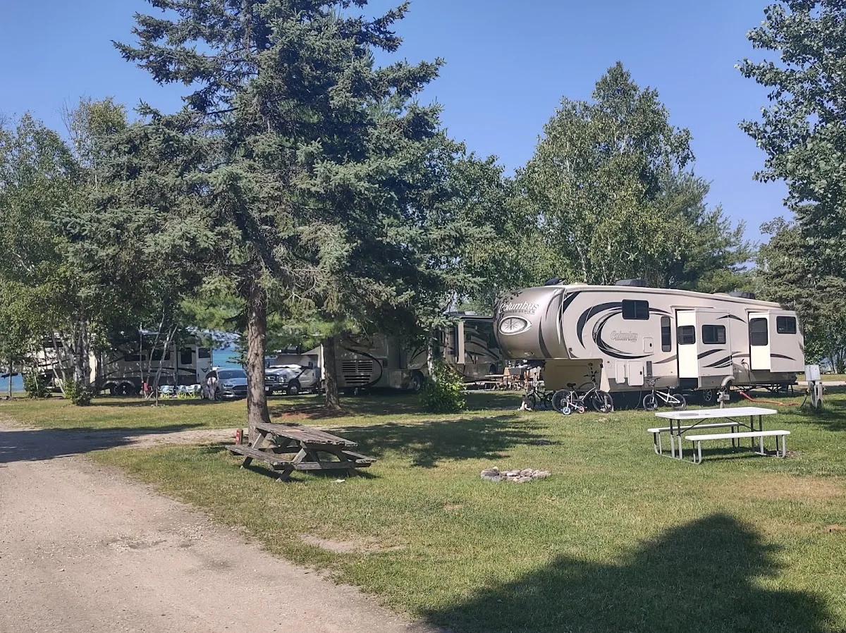 Roberts Landing Campground