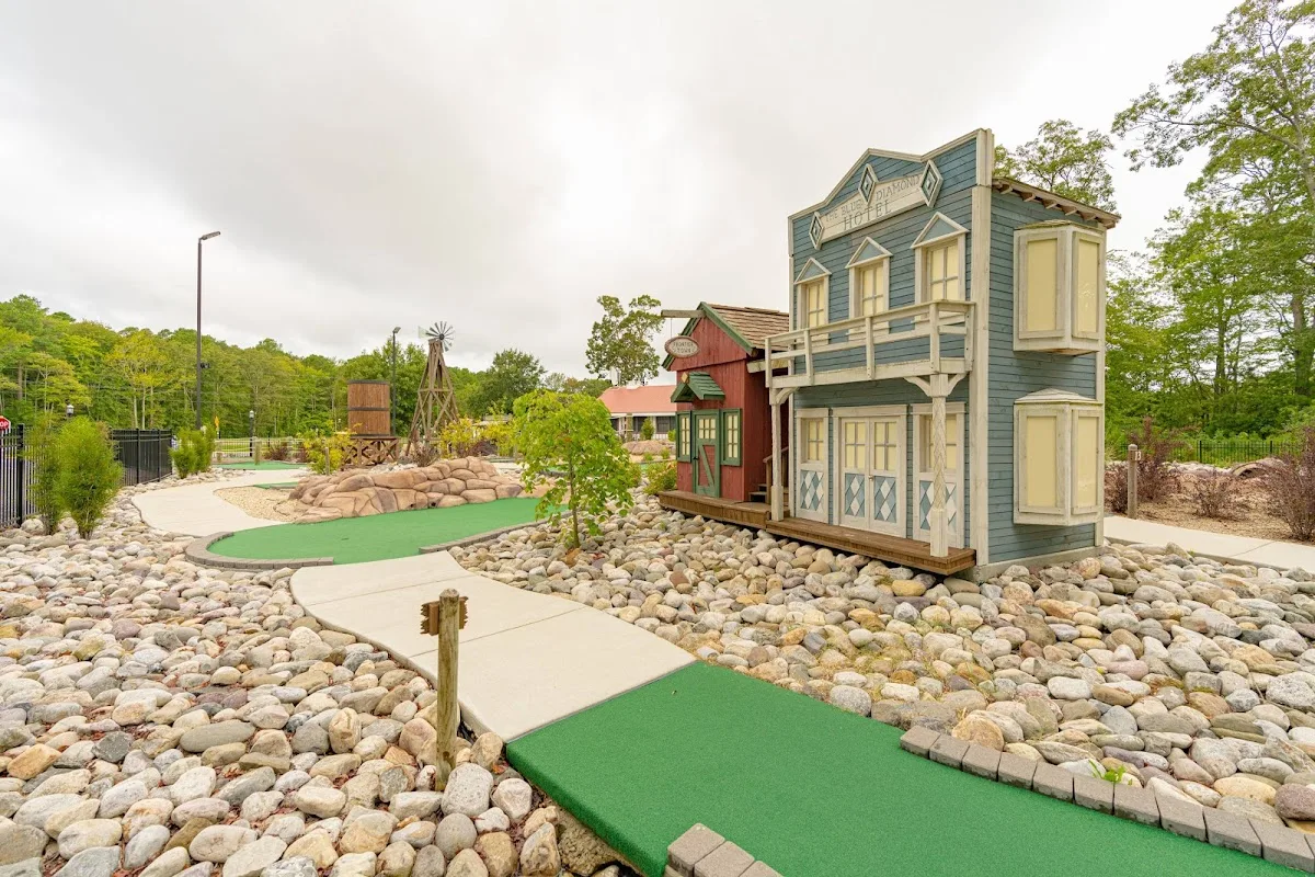 Sun Outdoors Frontier Town