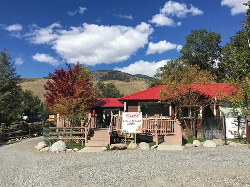 Sun Outdoors Yellowstone North