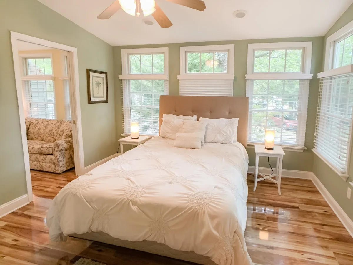 Sun Retreats Seashore