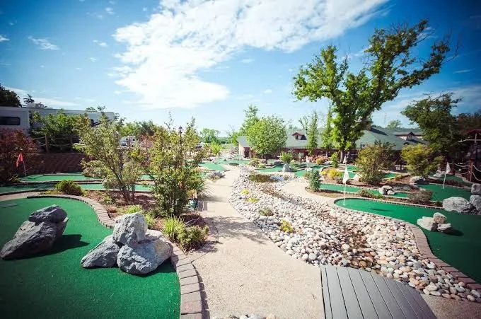 Twin Fountains RV Park