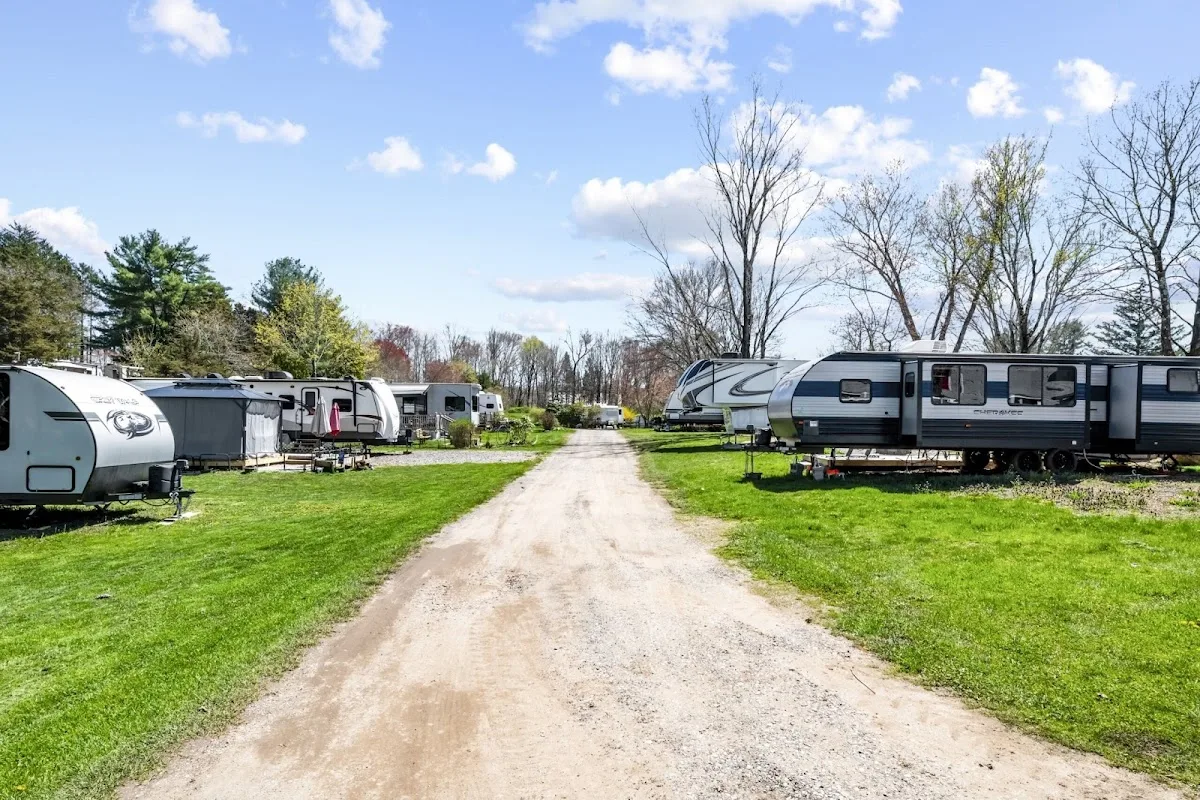 Wolf's Den Family Campground