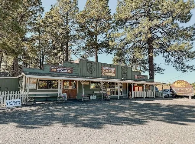 Woody Mountain Campground and Bed & Breakfast