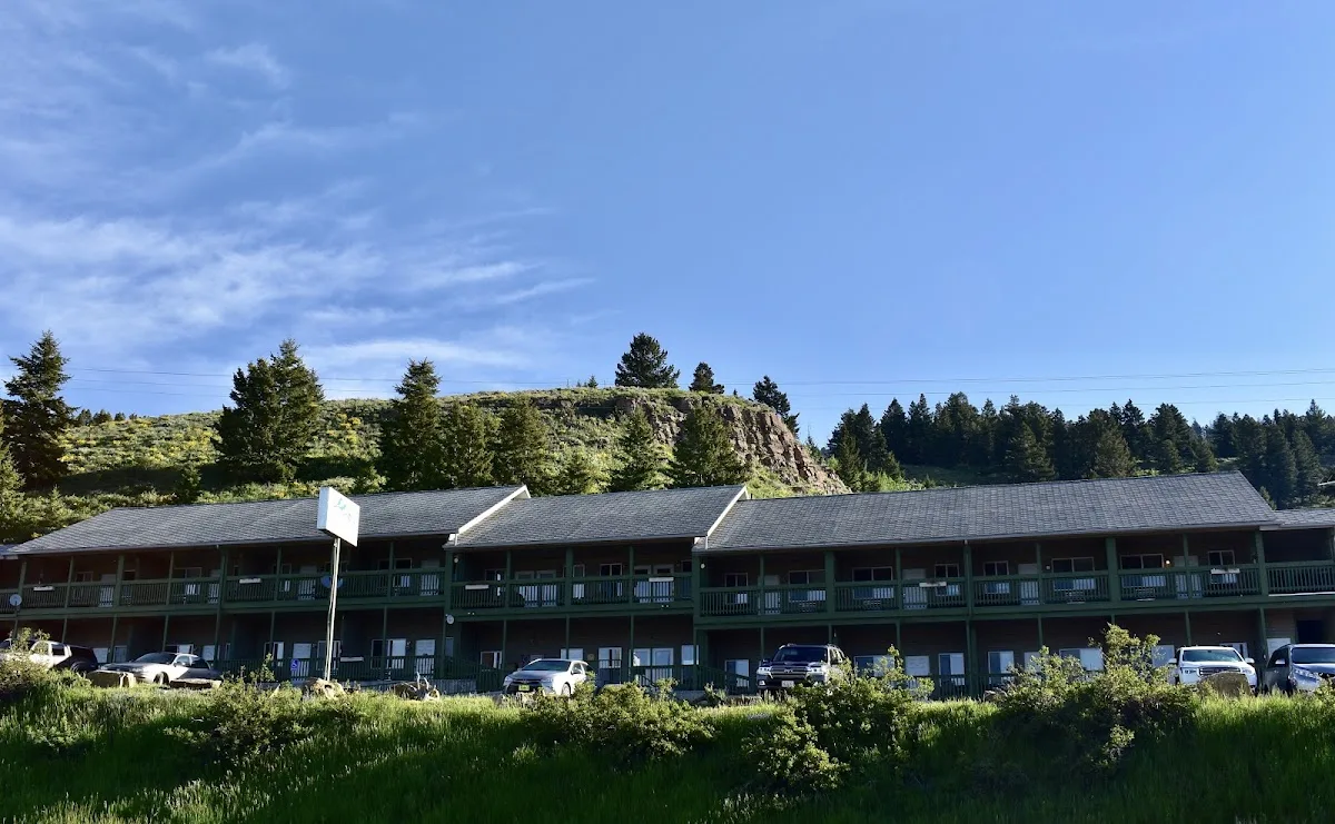 Yellowstone Holiday RV Campground